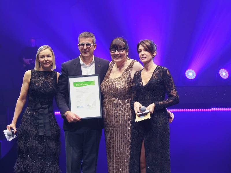 The winner of the 2023 Silmo IOA International Optician of the Year Award is...