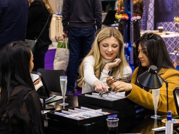 Les marques indépendantes brilleront au salon 100 per cent Optical en 2024
