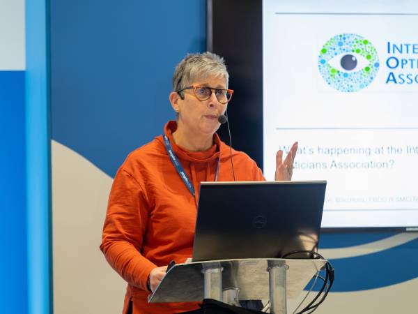 IOA president addresses 100 per cent Optical