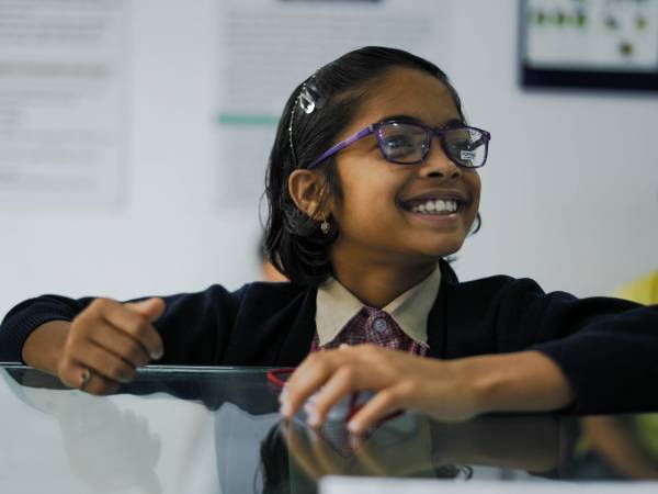 HOYA to fund vision centres in India