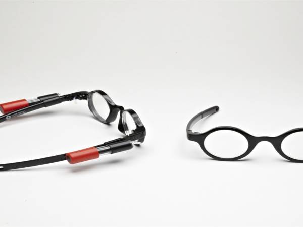 Adjustable glasses improve education in rural China