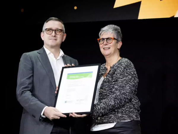 La IOA anuncia el ganador del Premio Internacional Silmo IOA al Óptico del Año 2022