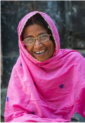 Wearing reading glasses boosts income by a third in low income communities